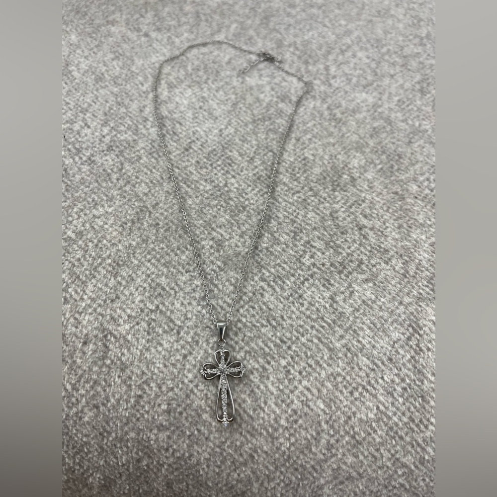 Stainless Steel silver pendant with diamond cross on silver chain